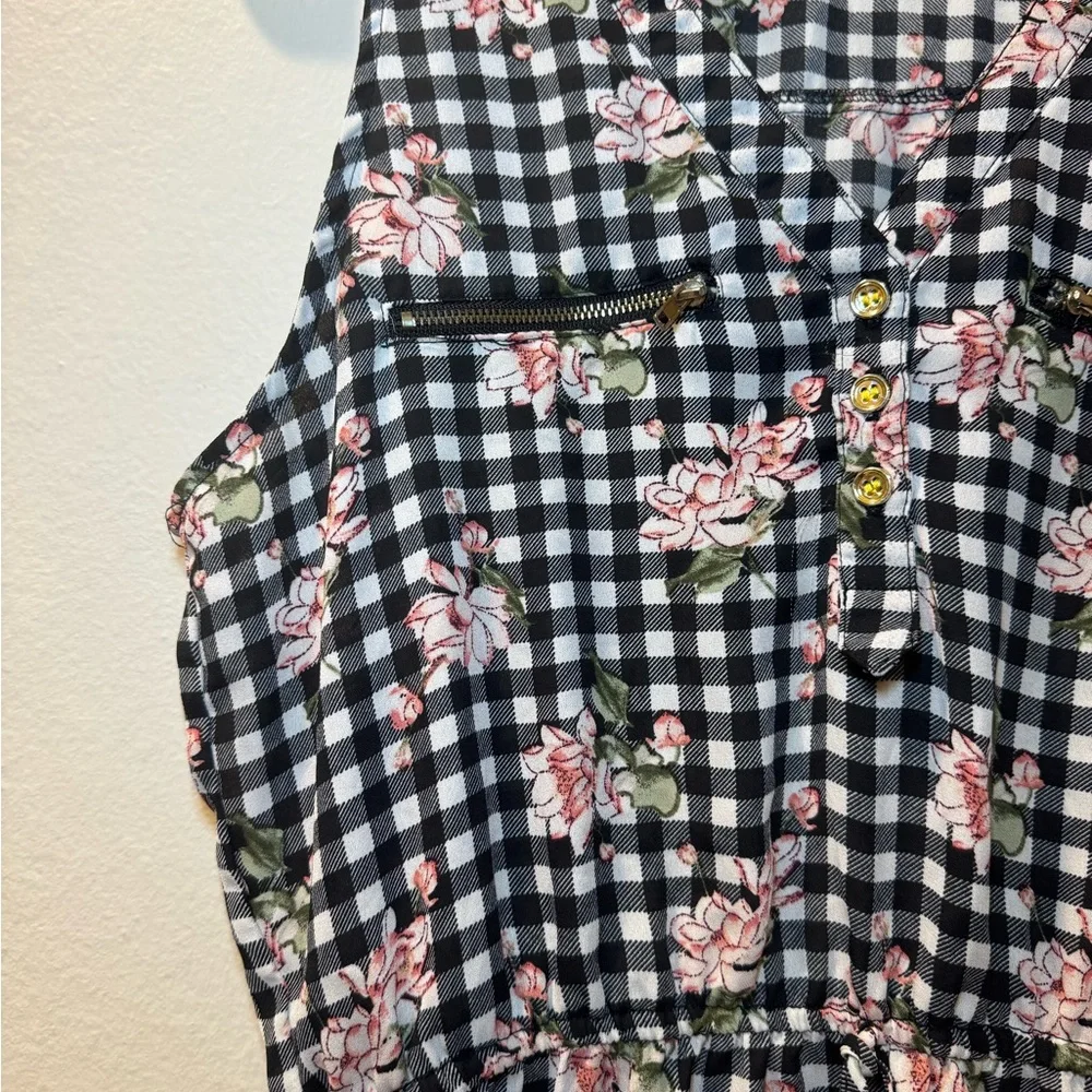 sleeveless tank